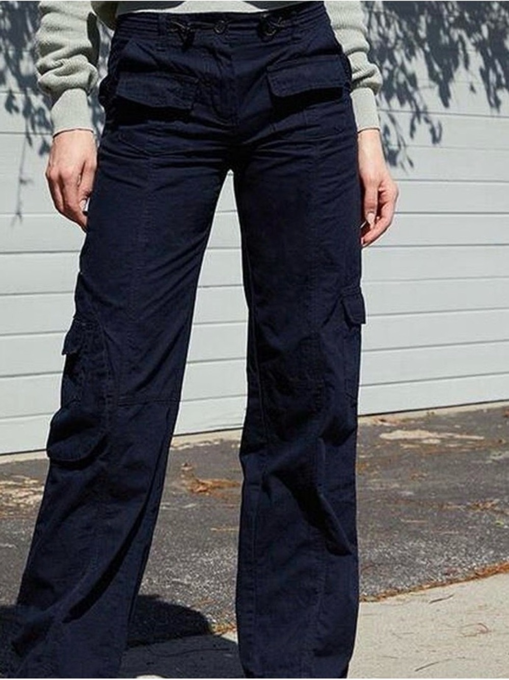 Brandy Melville Kim Low-Rise Cargo Pants